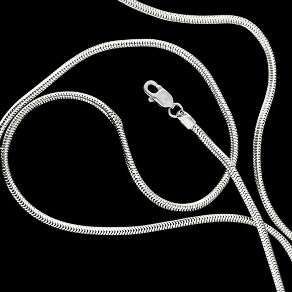 LAGOS Sterling Silver Long Chain. - Picture 3 of 5